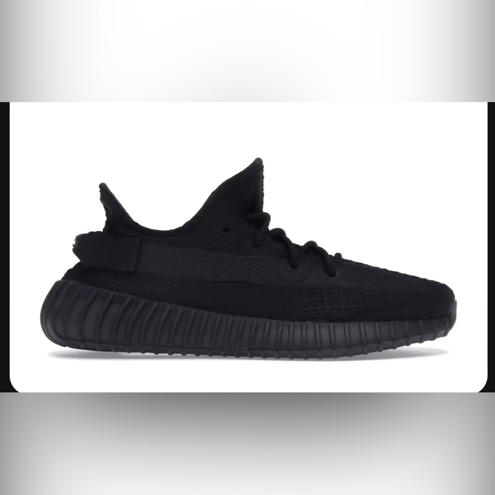 Yeezy Boost 350 V2 ONYX